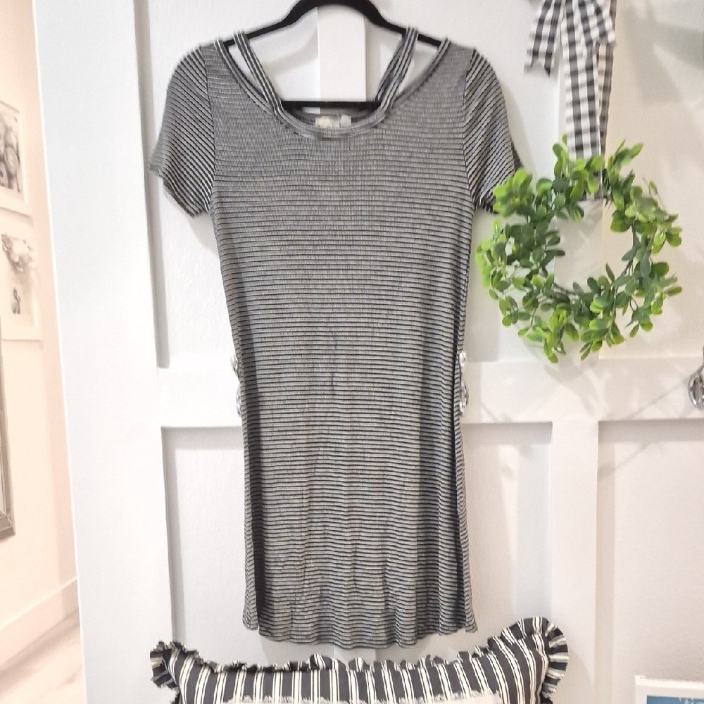 Blu Pepper Black and White Striped Short Sleeve Top